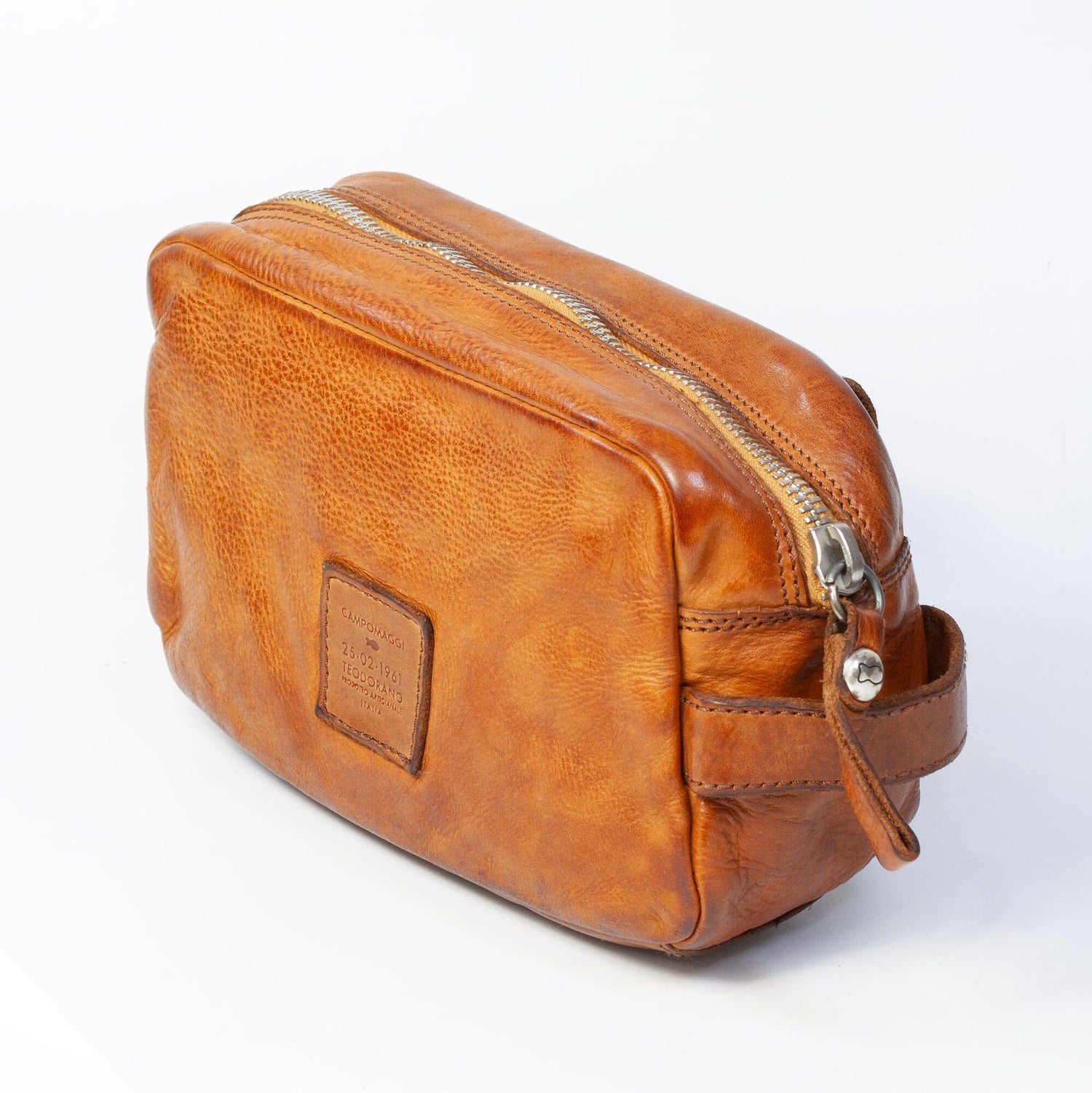Campomaggi Leather Toiletry Bag with Front Pocket Toiletry Bag Campomaggi