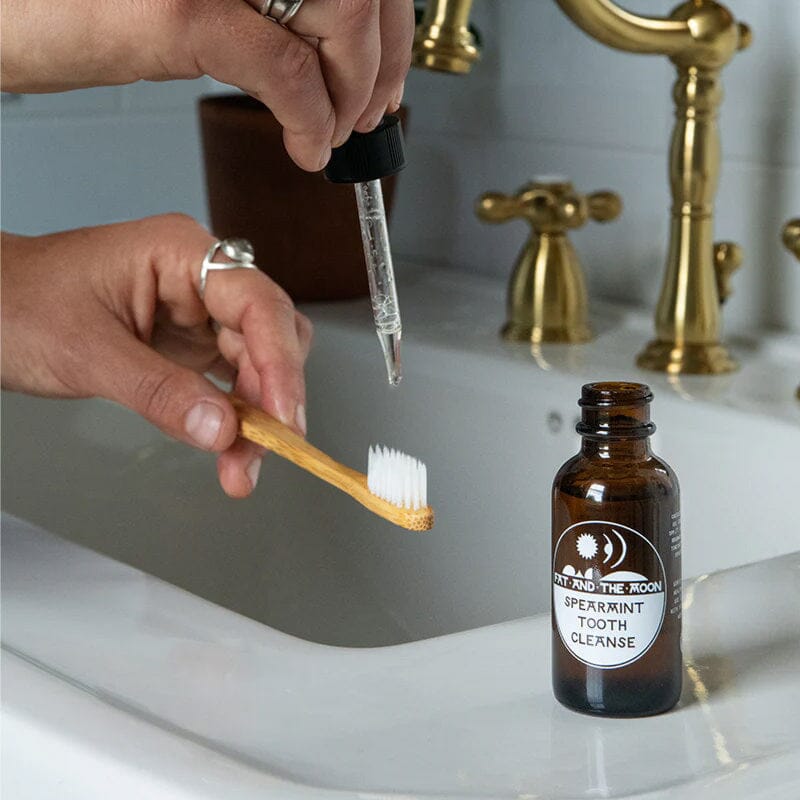 Fat and the Moon Spearmint Tooth Cleanse Mouthwash Fat and the Moon