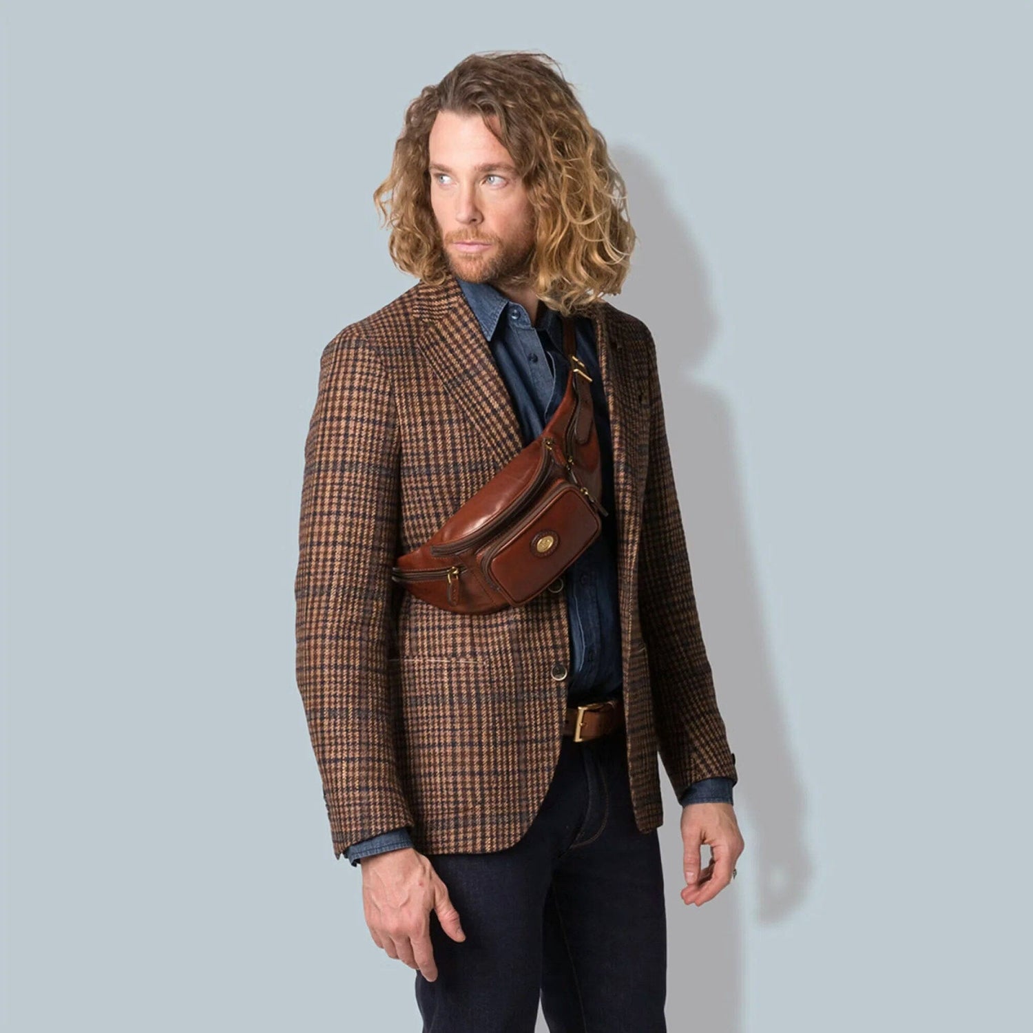 The Bridge Story Viaggio Leather Waist Pouch with Pockets Leather Messenger Bag The Bridge