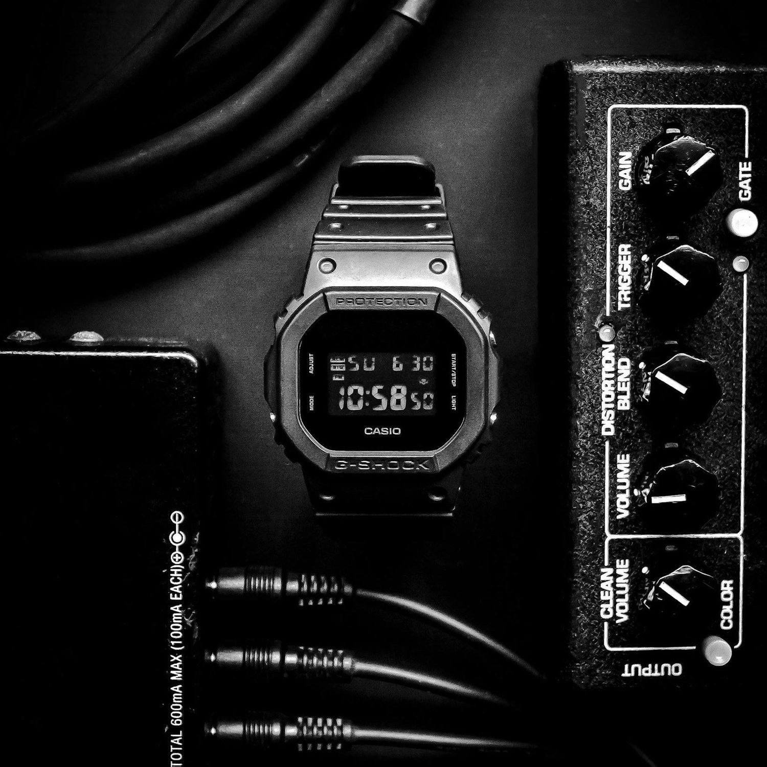 CASIO G-Shock DW5600BB-1 Men's Black Digital Watch Watch Casio