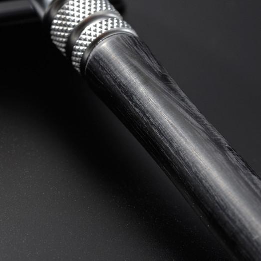 Feather WS-D2S Double Edge Stainless Steel and Wood Safety Razor, with Stand Double Edge Safety Razor Feather