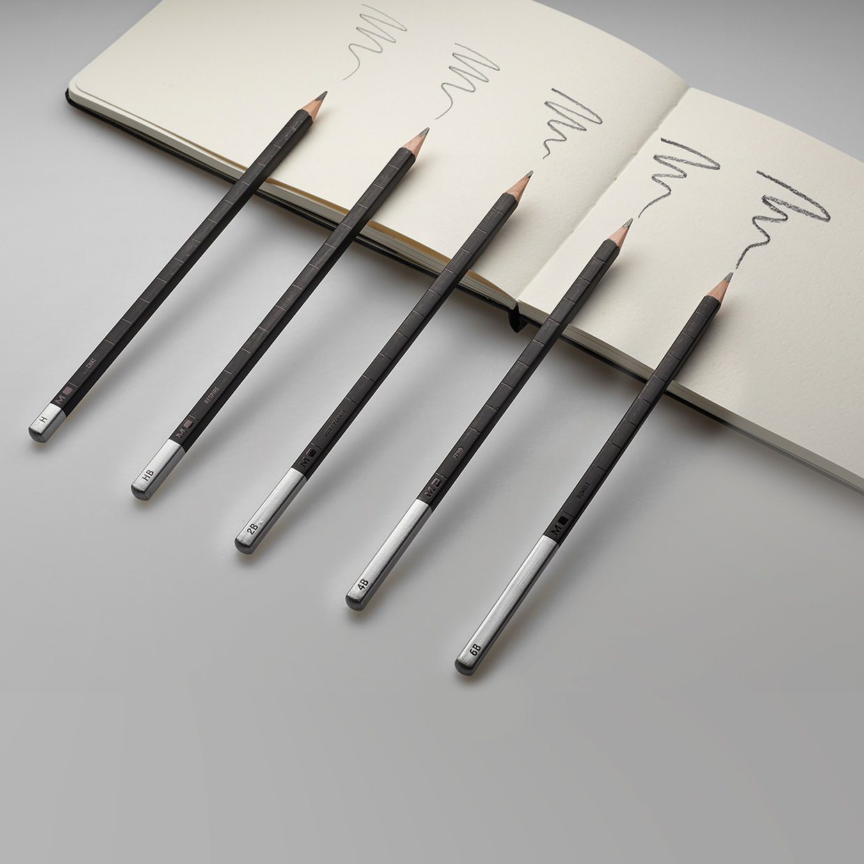 Moleskine 5-Piece Pencil Drawing Set Pencil Moleskine