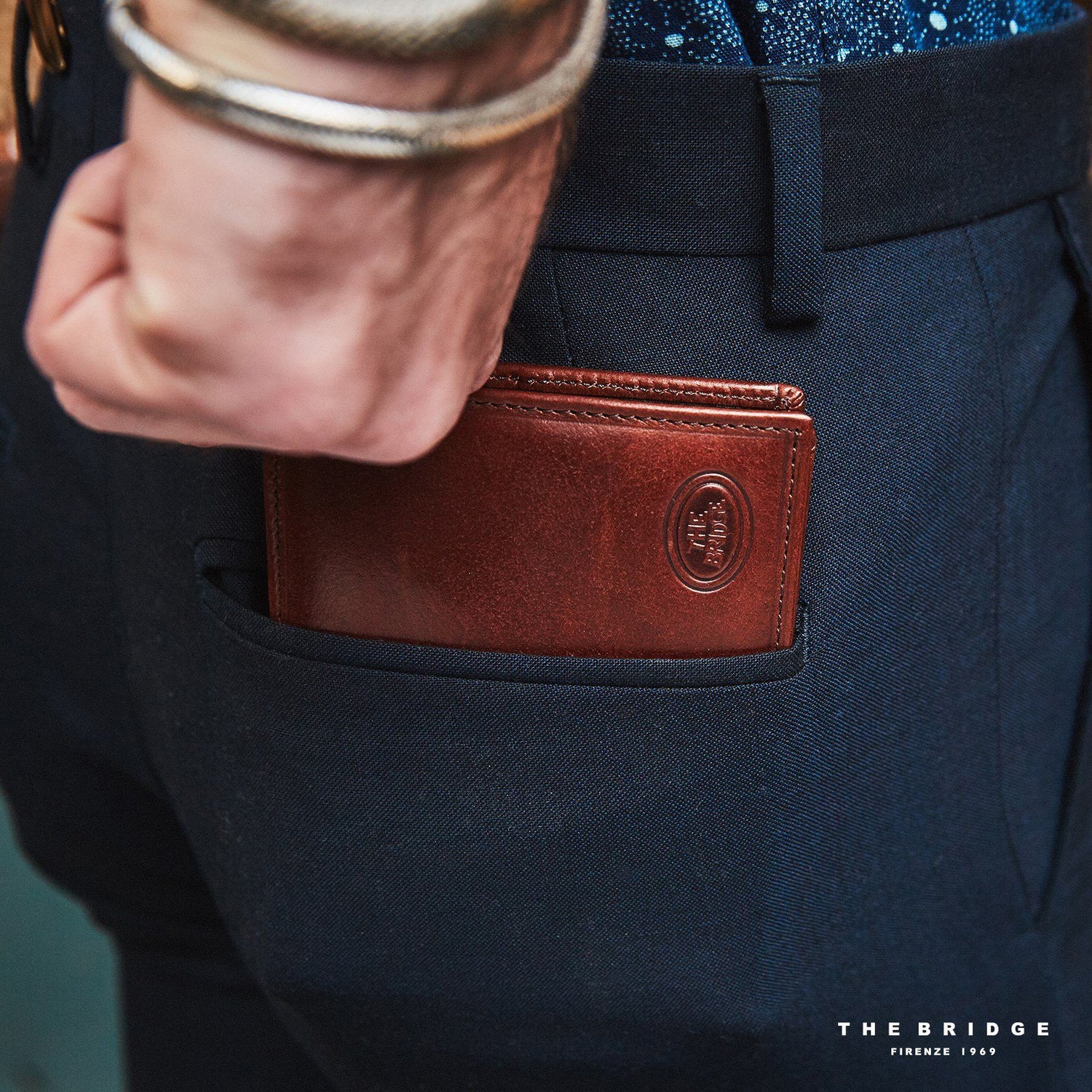 The Bridge Story Uomo Men's Wallet with 3 CC Slots and Coin Purse Leather Wallet The Bridge