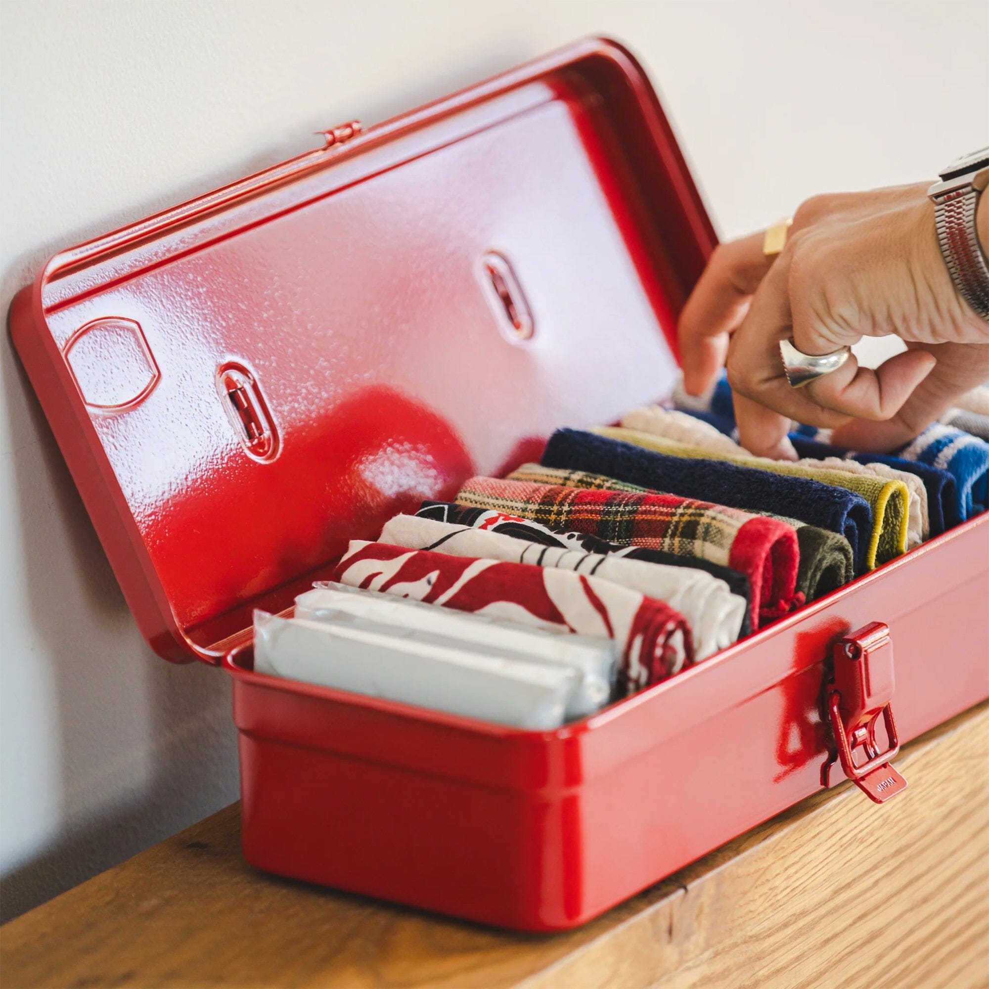 Toyo T320 Tool Box – Fendrihan Canada