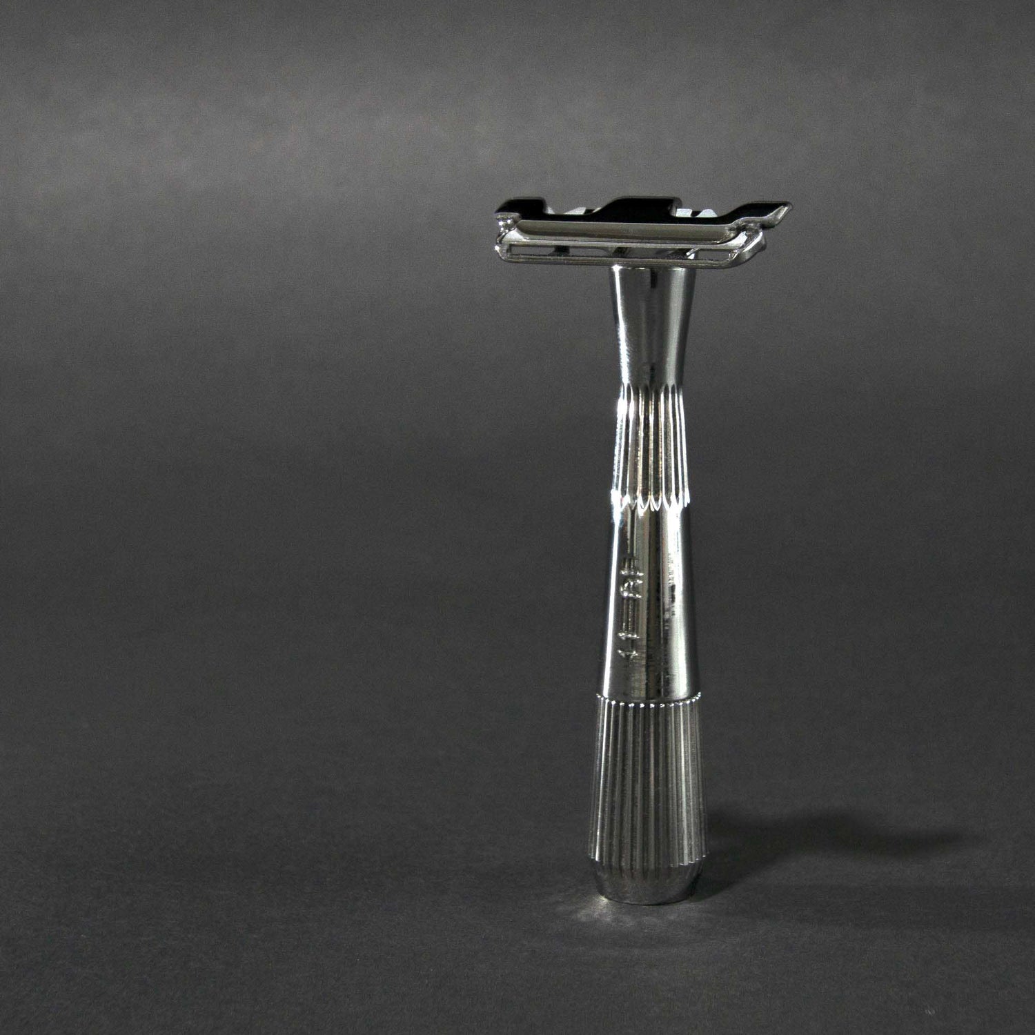 Leaf Shave Co. The Twig Thorn Razor Leaf Shave Co Chrome 