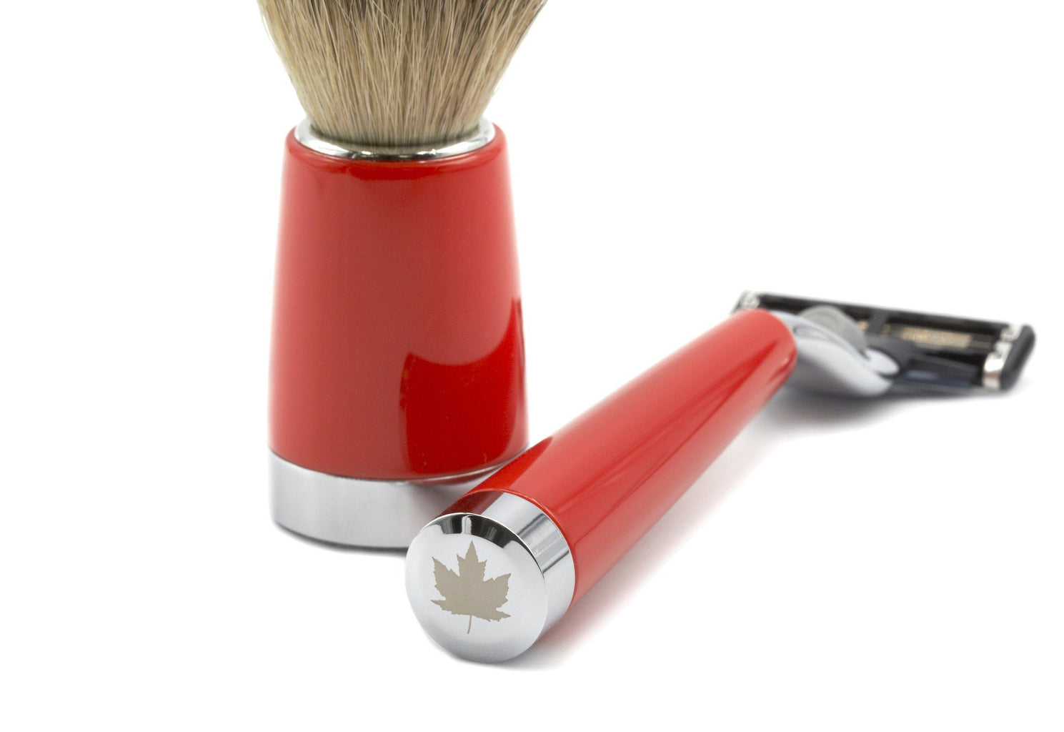 "True North" 3-Piece Shaving Set with Gillette Mach3 Razor and Silvertip Badger Brush Shaving Kit Fendrihan 